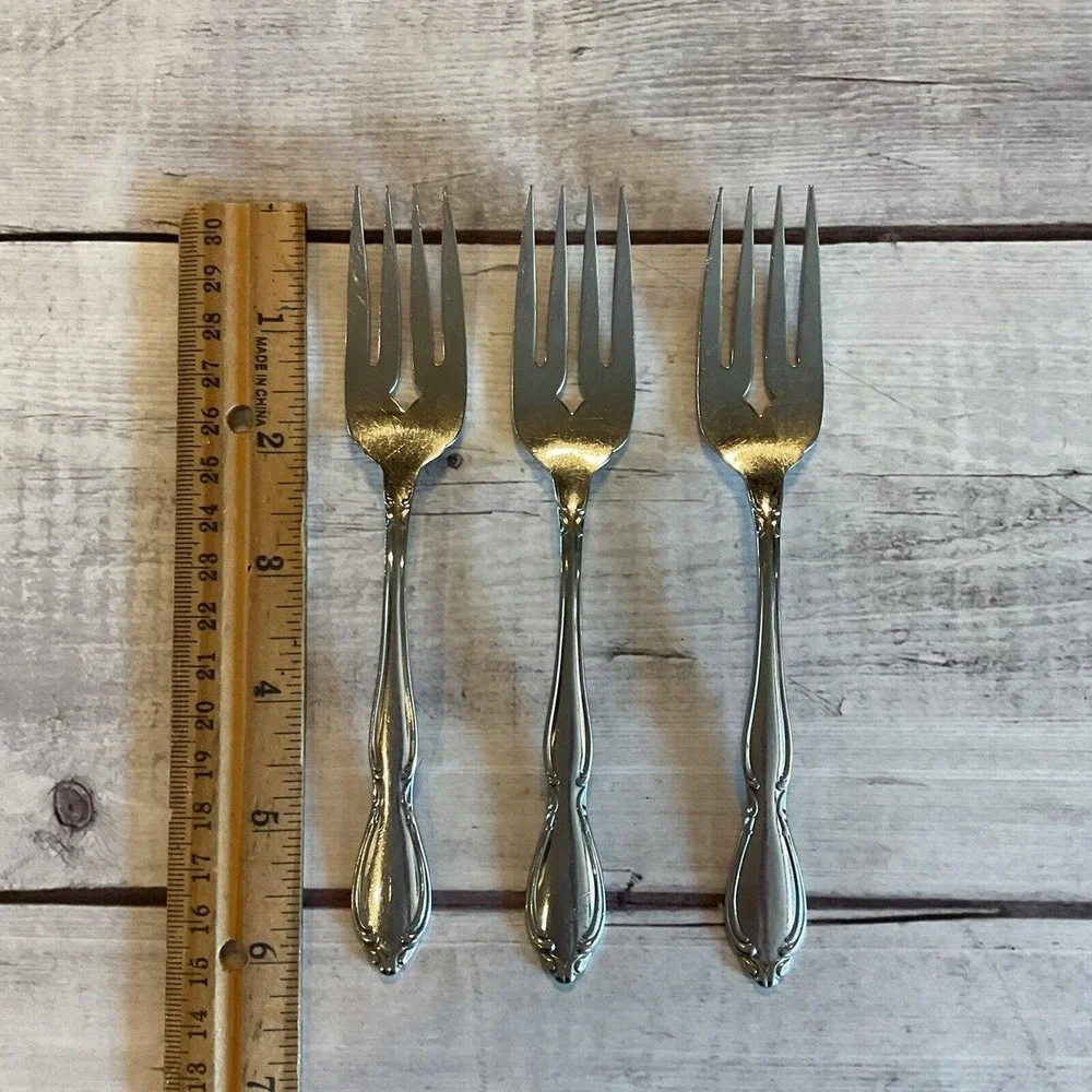 3 Oneida Deluxe STRATHMORE Stainless Steel Flatware Salad Dessert Forks Lot #3